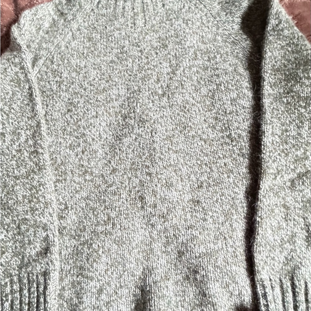 Old Navy Women's Heathered Gray Turtleneck Sweater